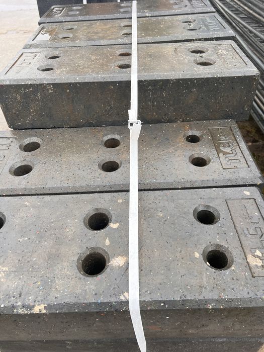 Podstawa stopa do stabiluzacj płotu tymczasowego