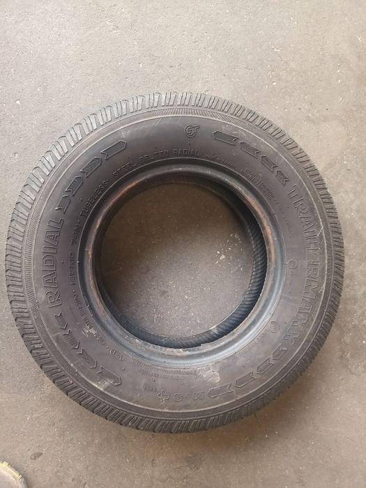 Pneu 145R10 Trailermaxx 145 R10 rasto praticamente novo