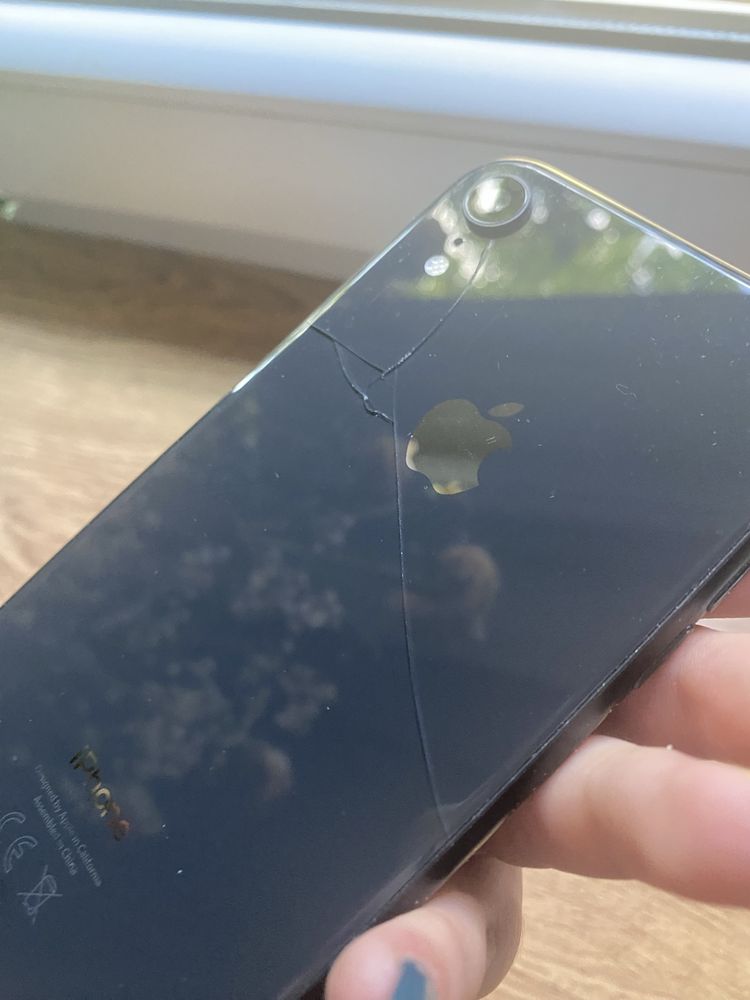 Iphone XR stan dobry