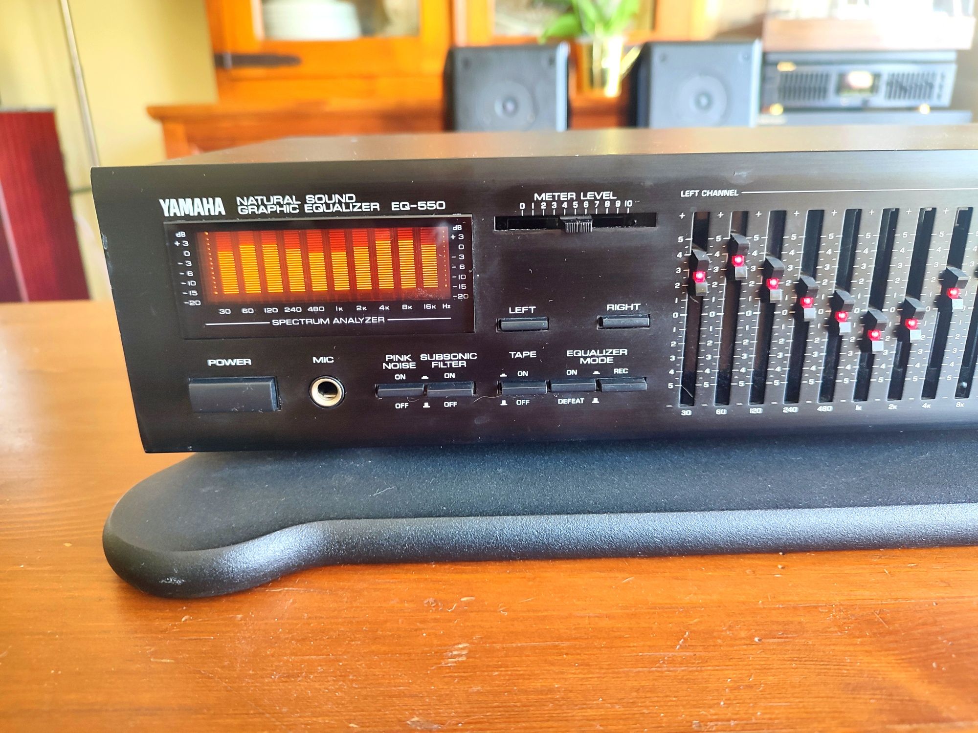 Yamaha EQ-550 Equalizador Gráfico 2x10 bandas Impecável!