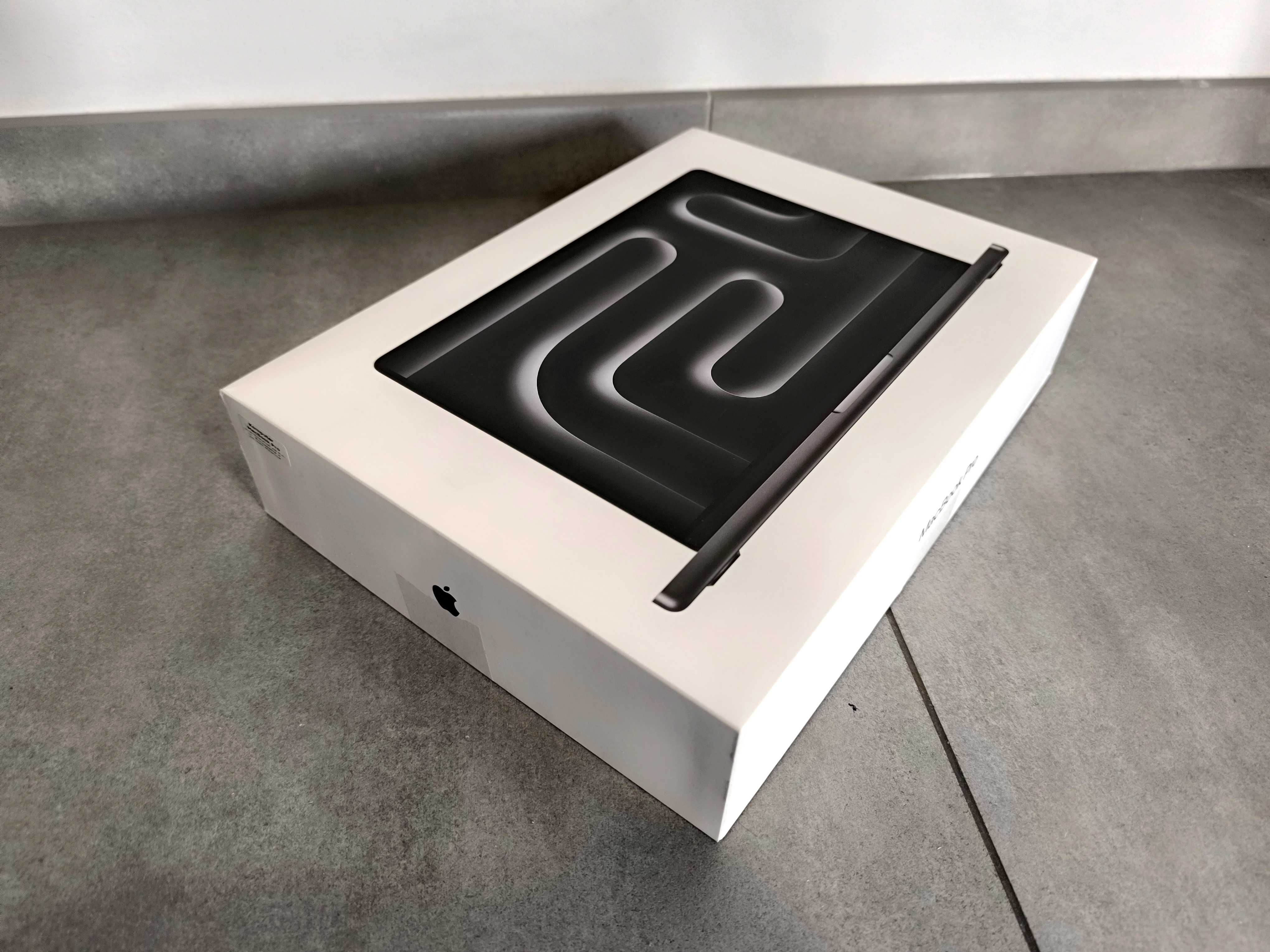Pudełko po Apple MacBook Pro (A2992, rok 2023), 14 cali