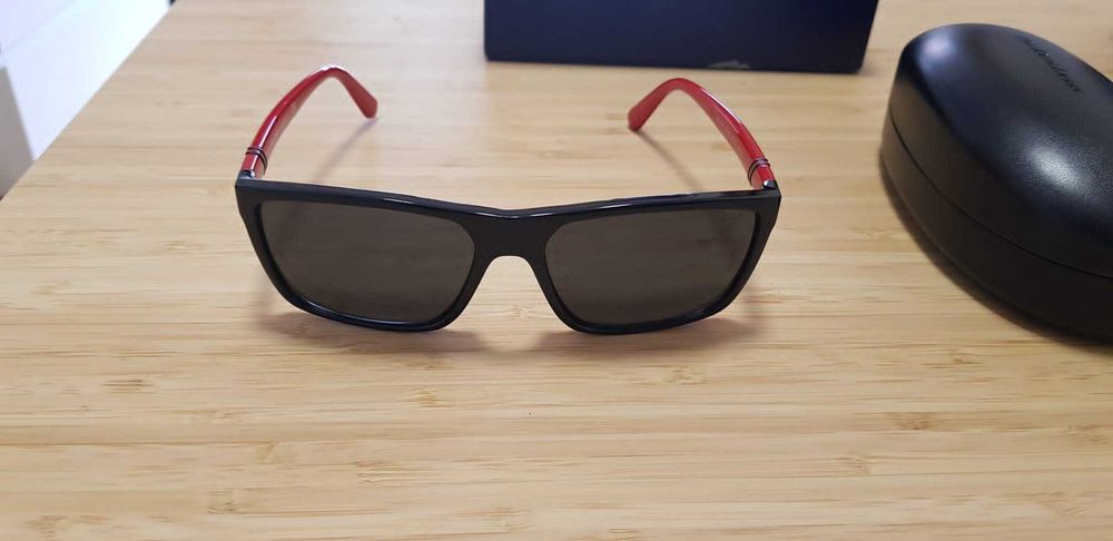 URGENTE! Óculos de Sol Ralph Lauren (Excelente Estado - Como novos)