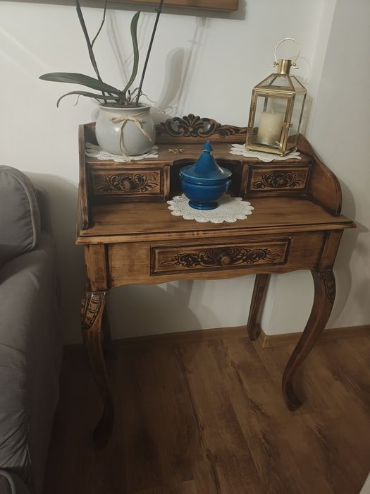 Sekretarzyk styl ludwikowski