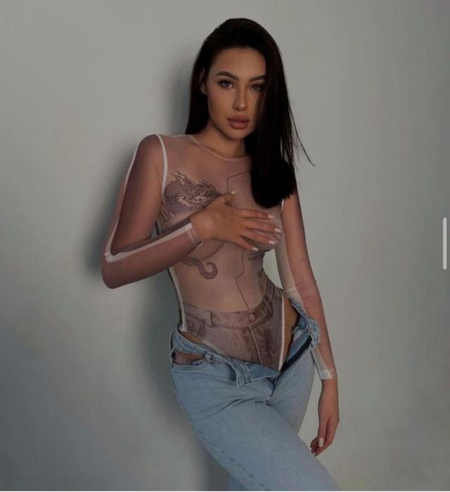 Гольф боді сітка доповнення стильного образу хс с в ідеальному стані