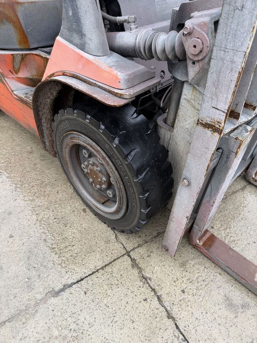 Empilhador Toyota 3 Toneladas