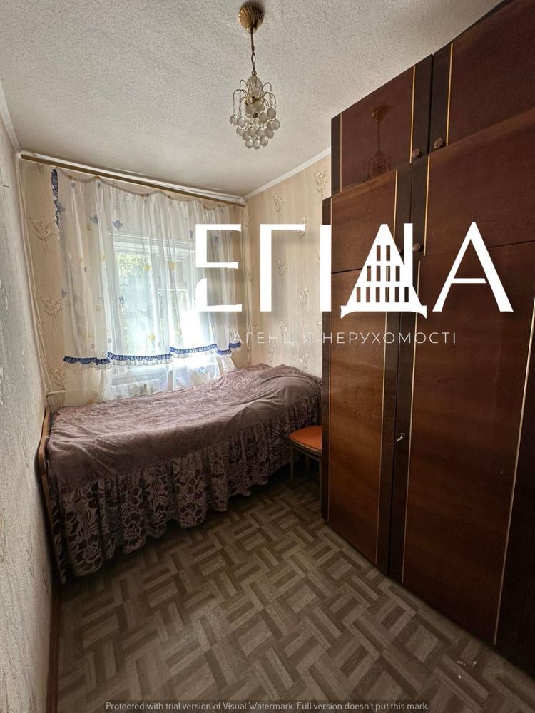 Продаж пів будинку в центральній частині міста