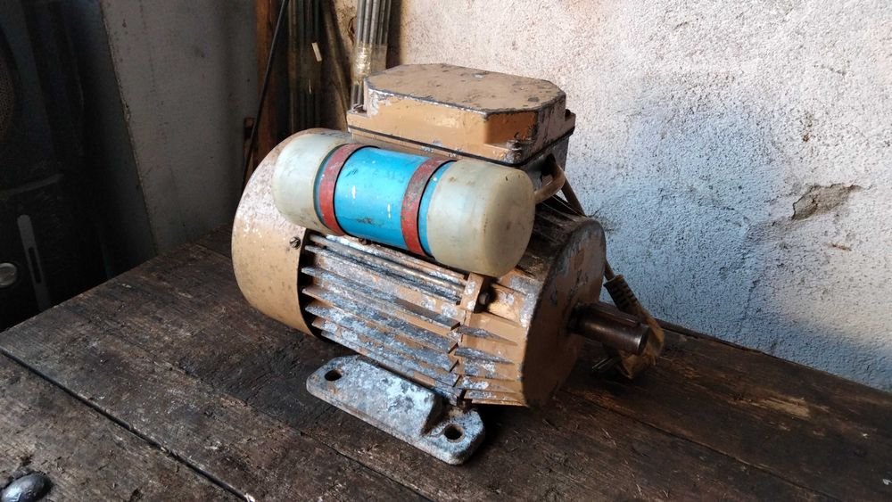 silnik elektryczny 0,75Kw 1430obr/min 230V jednofazowy