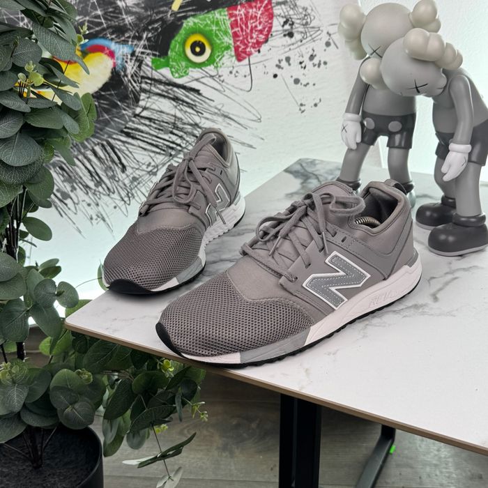 Кросівки New Balance 247 41 розмір E619