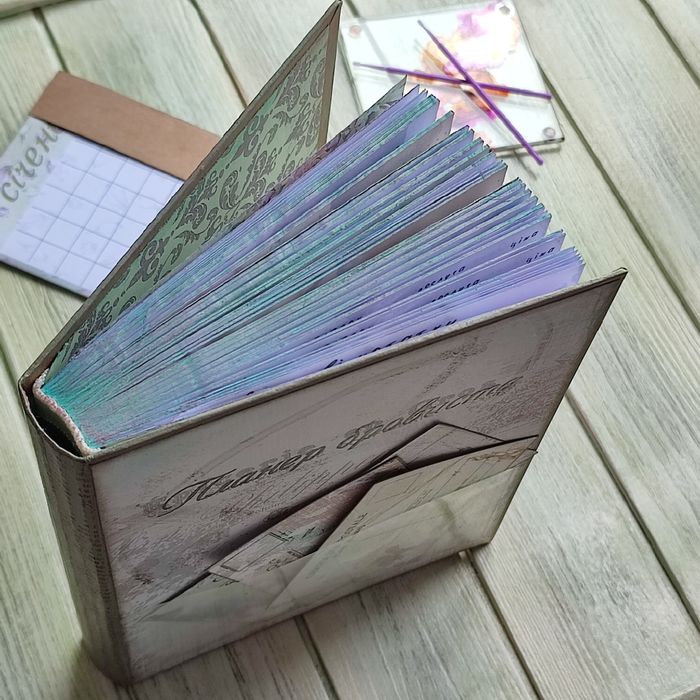 Планер для бровиста