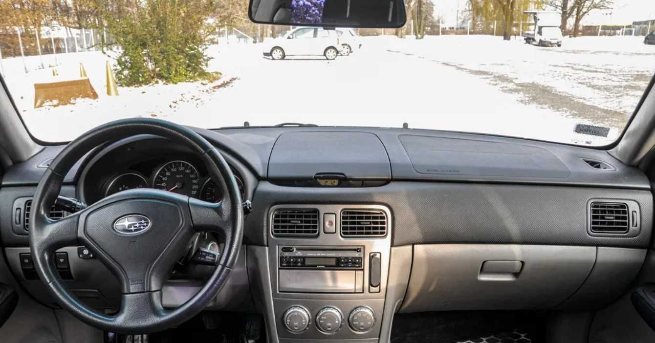 Subaru Forester Дверь Фара Зеркало Рычаг Стайка Цапфа крыло ляда бак