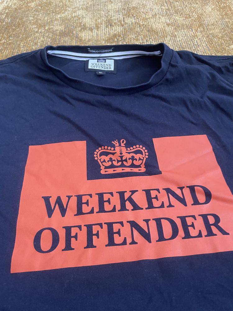 футболка weekend offender