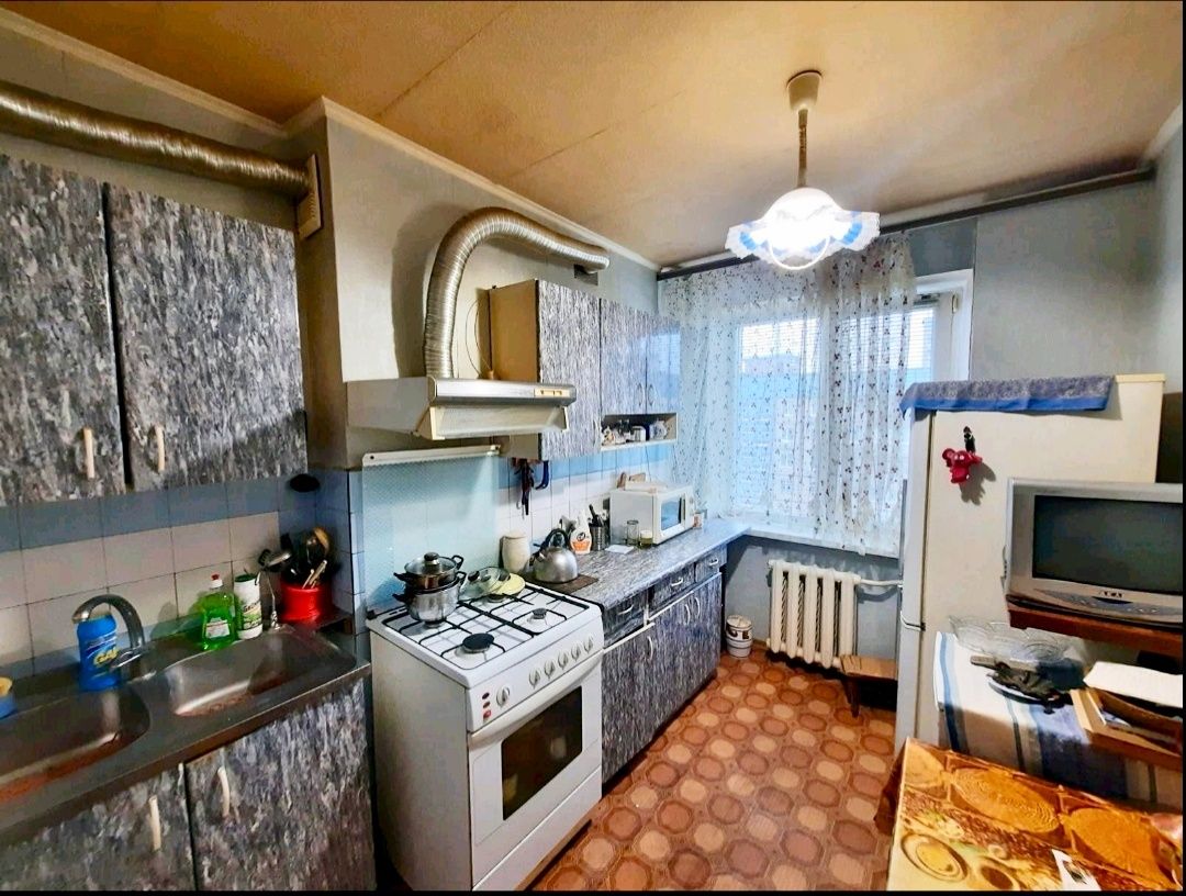 Продам 2ком Коммунар/Покровский