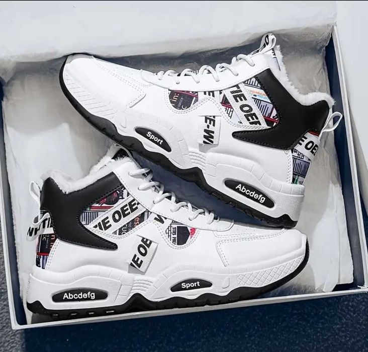 Кросівки зимові білі з хутром, стильні зимові кросівки унісекс