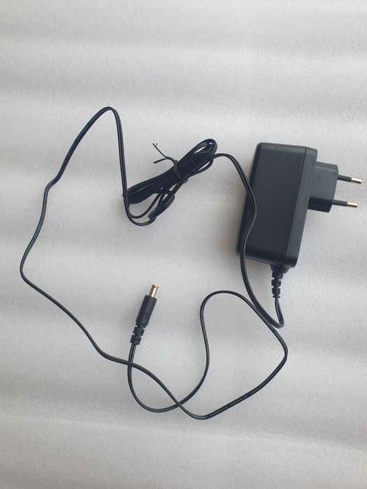 Carregador,  adaptador  netbit