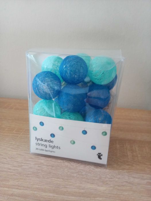 nowe lampki LED kule niebieskie