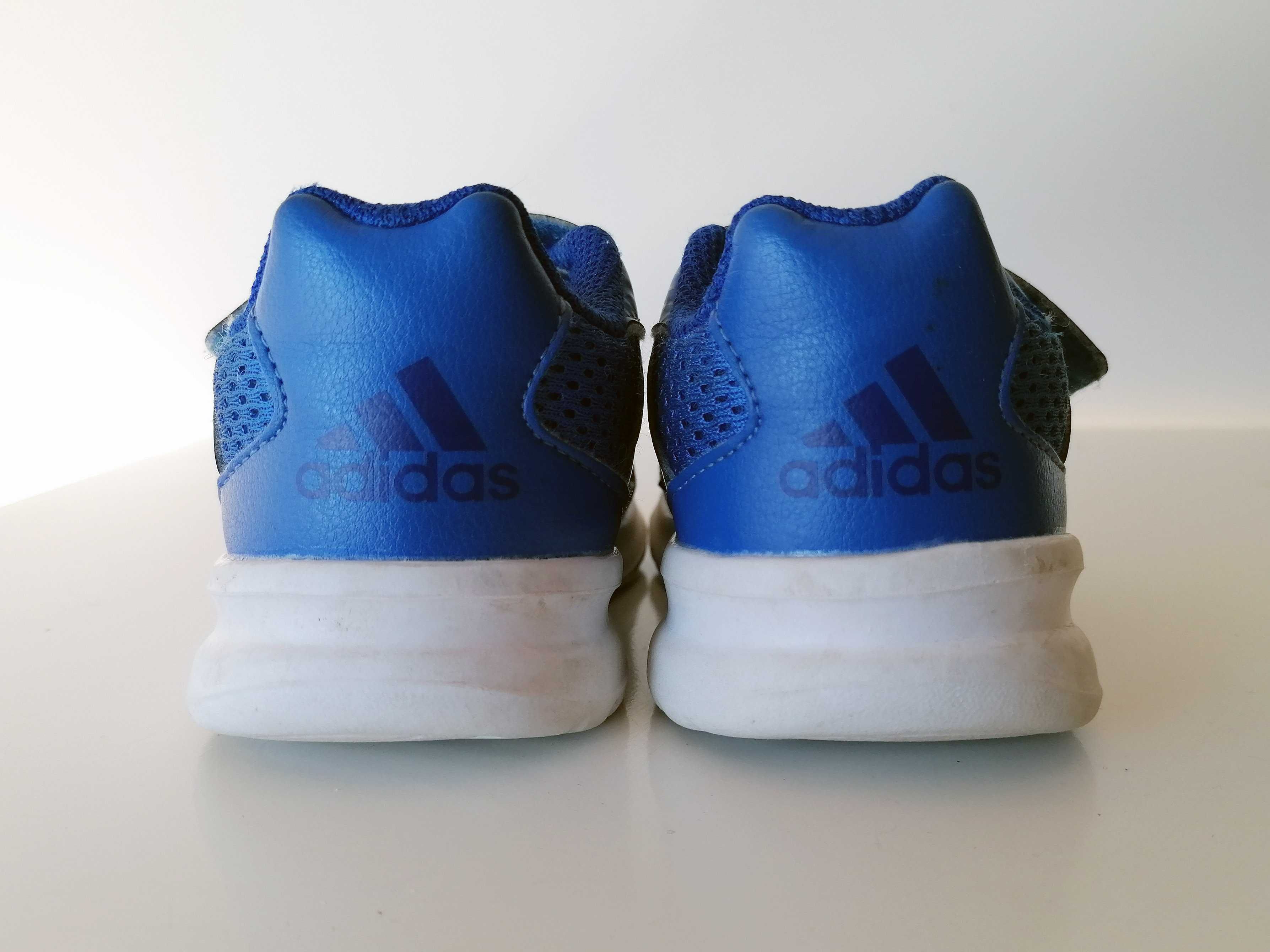 Sapatilhas Adidas azuis tamanho 23 e meio