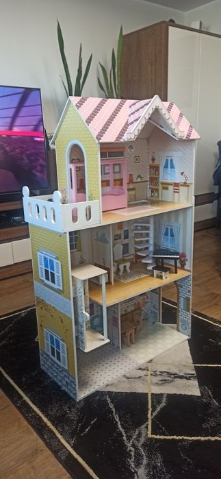 Domek dla lalek 120 x 75