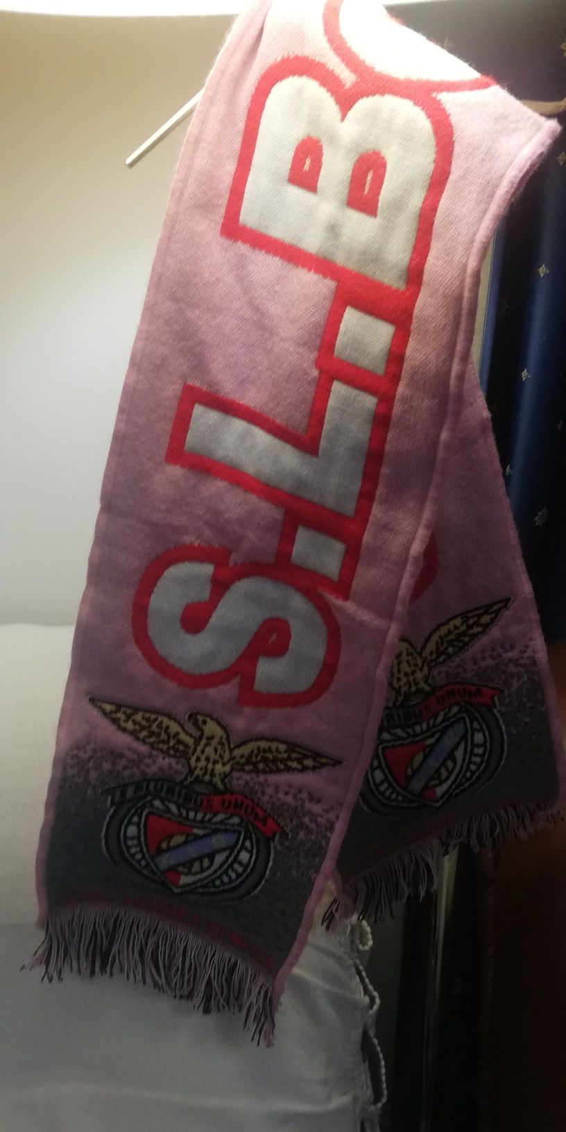 Caschecol donl Benfica lindo