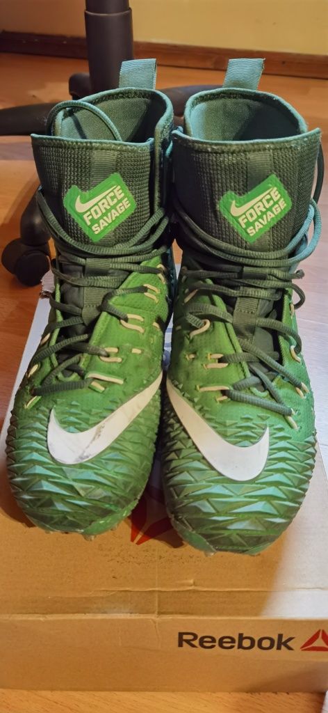 Korki futbolowe nike force savage futbol amerykański