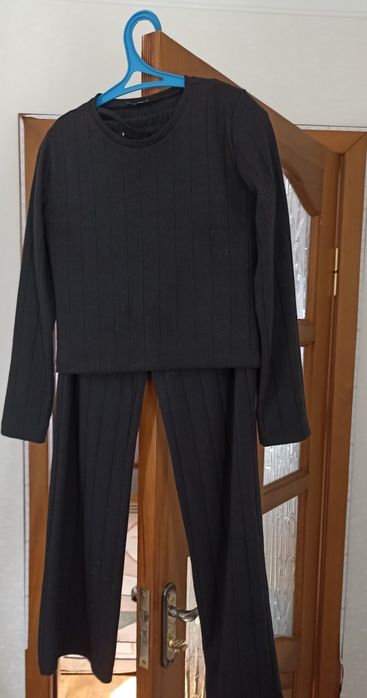 Костюм жіночий розмір m/l