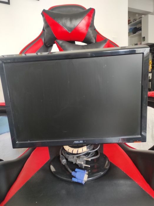 Monitor ASUS 19"
