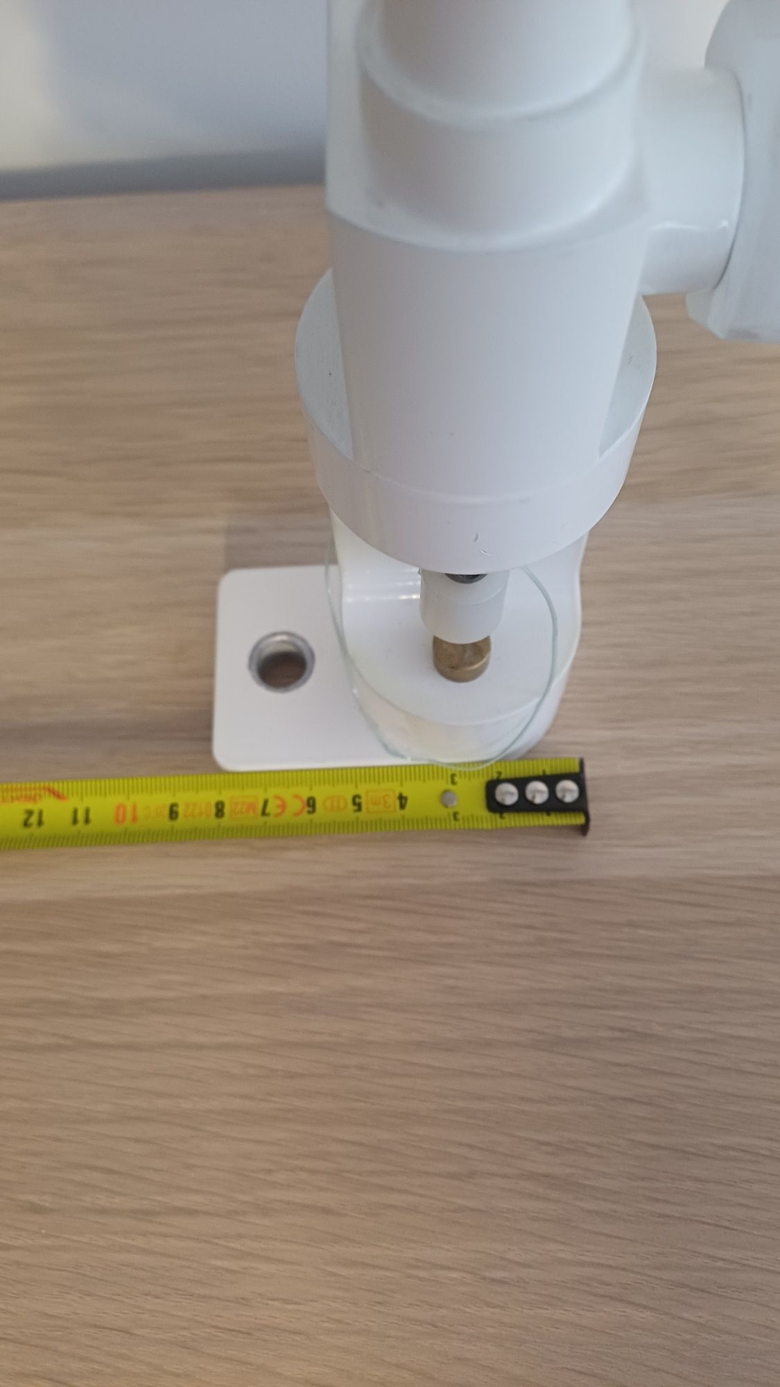 Maquina para furar tiras