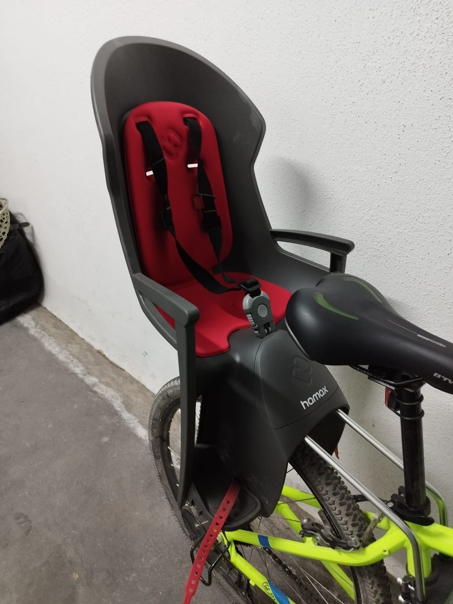 Porta crianças bicicleta hamax