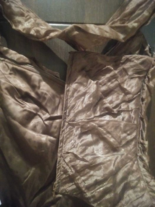 Костюм шоколадного кольору. Розмір  L,