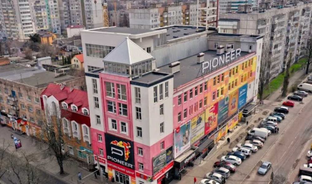Продам кімнату в гуртожитку в центрі бульвар Шевченка ТРЦ "PIONEER"
