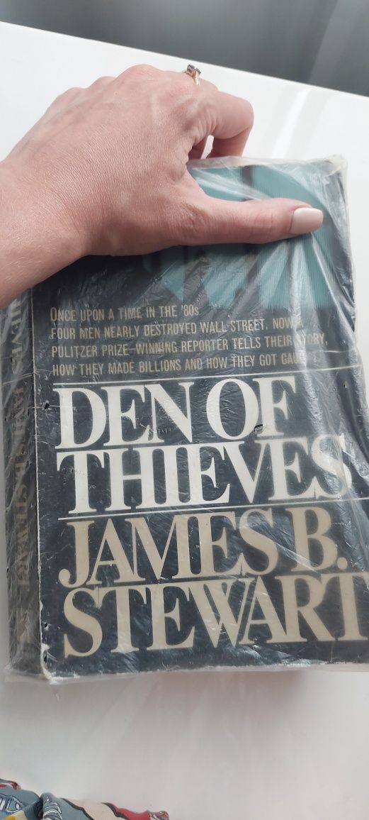 James Stewart. Den of Thieves. książka w języku angielskim
Autor James