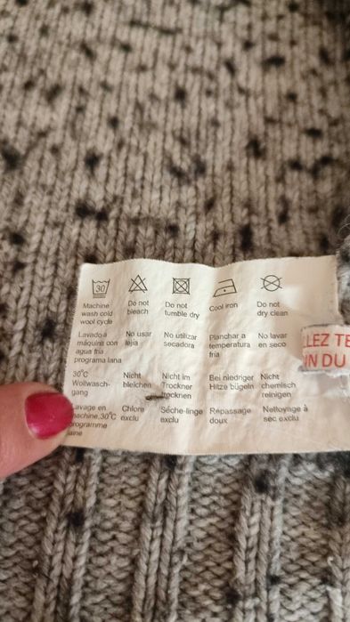 Sweterek chłopięcy Esprit rozm 104/110