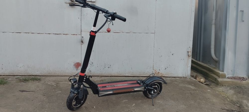 Електросамокат KUGOO M4 PRO 1000W,18AH