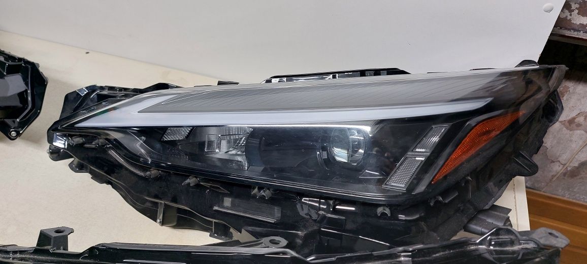 Lexus NX фара права ліва фари оптика передняя 2022 2023 2024