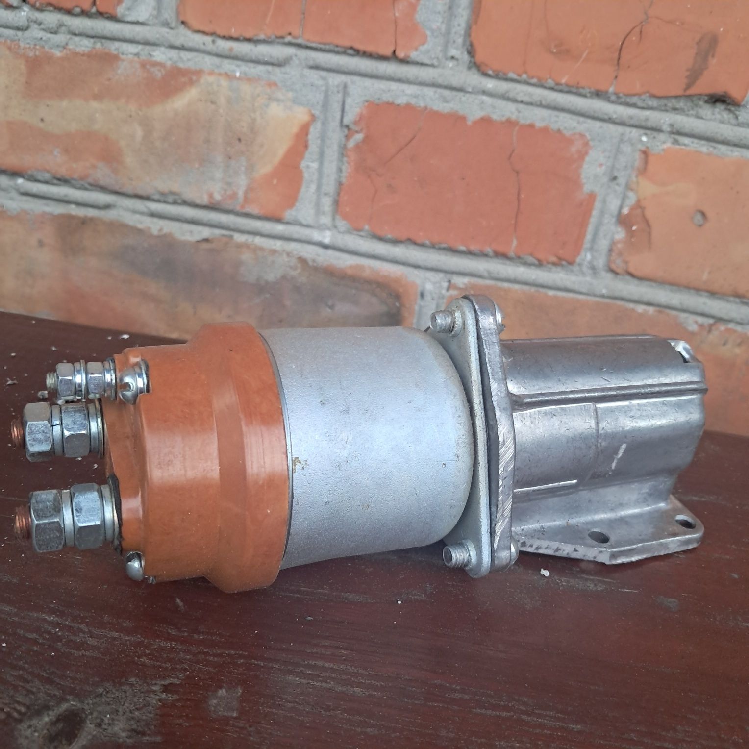 Реле втягувальне СТ230А-3708800