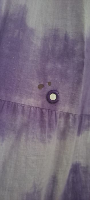 Saia roxa comprida com espelhos