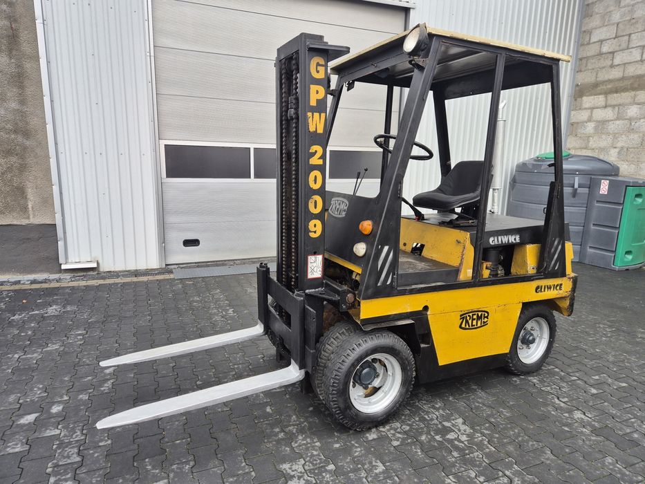 Wózek widłowy GPW Gliwice 2009P, bliźniak, terenowy