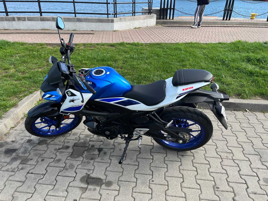 Motocykl Suzuki GSXS-125 niski przebieg i gwarancja producenta