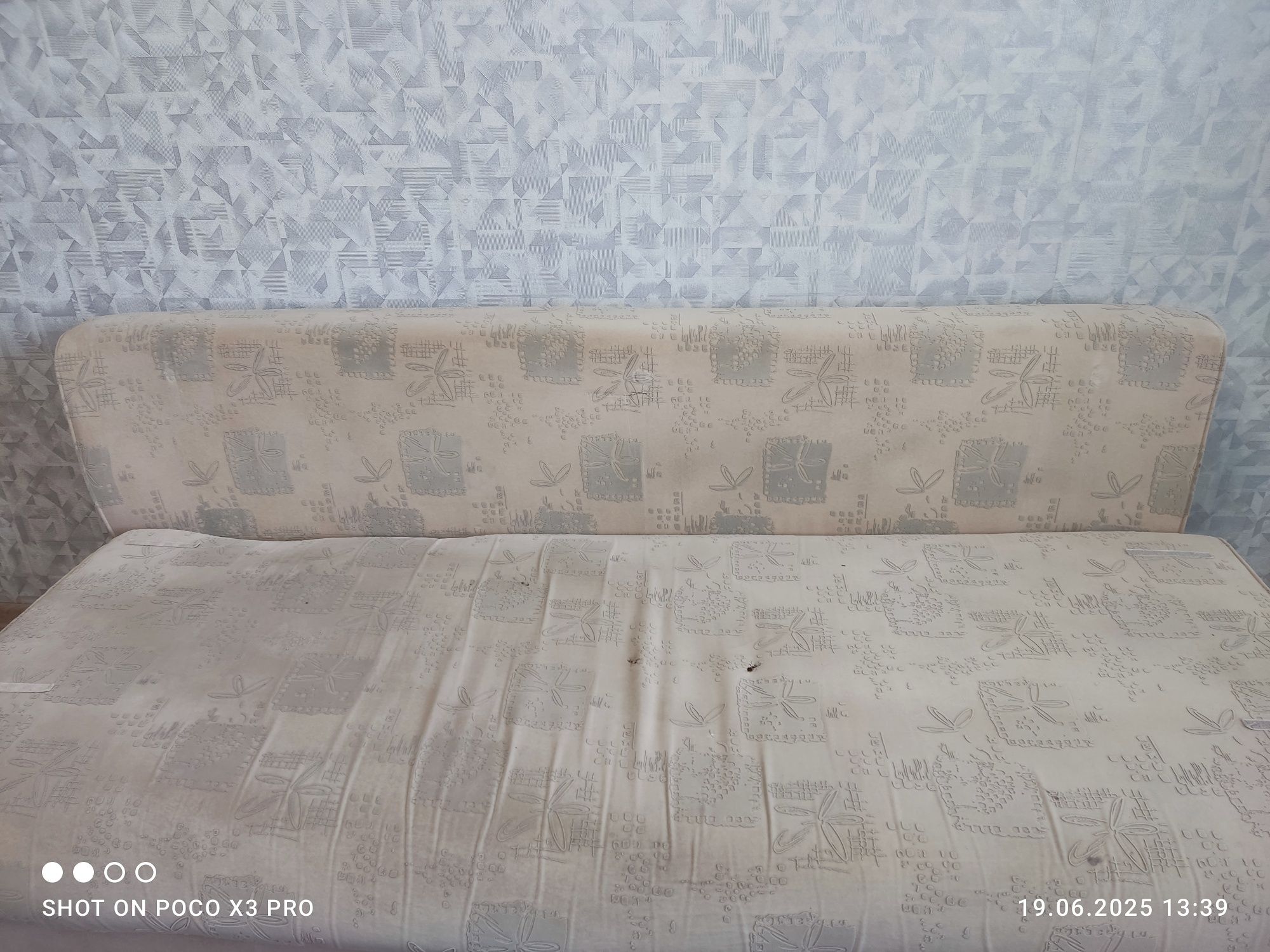 Продам диван раскладной