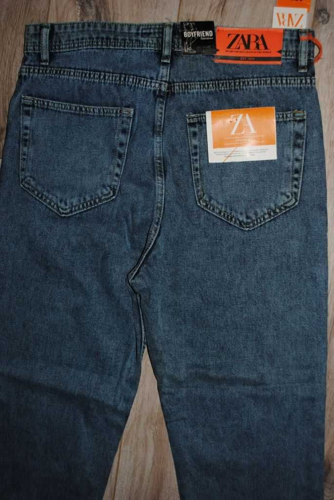 Джинси жіночі Zara бойфренди W 33 L 34 банани .