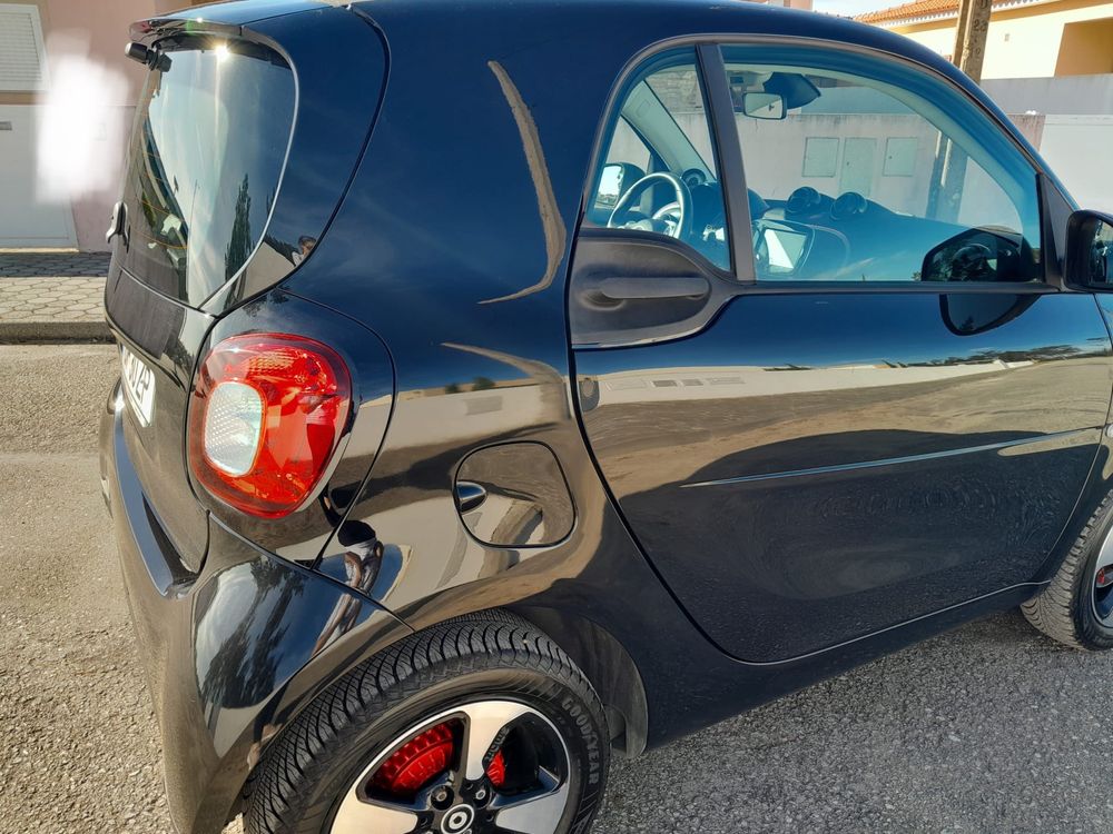 Smart fortwo coupé EQ Passion com Gps