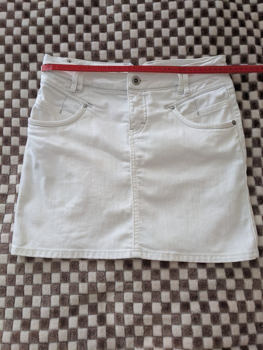 Біла спідниця. Джинсова