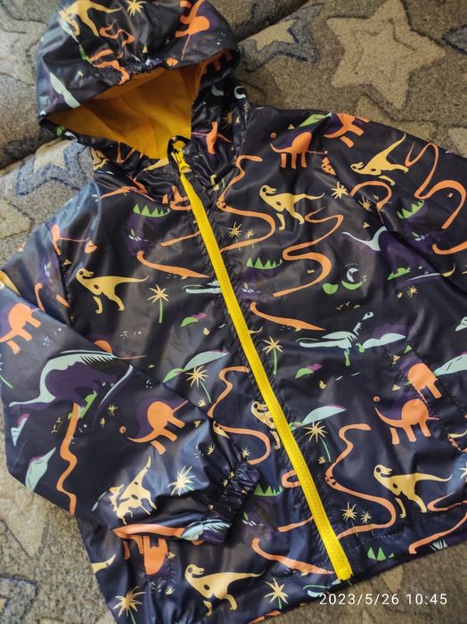 Стильна вітровка 3-6 р , 115-125 см