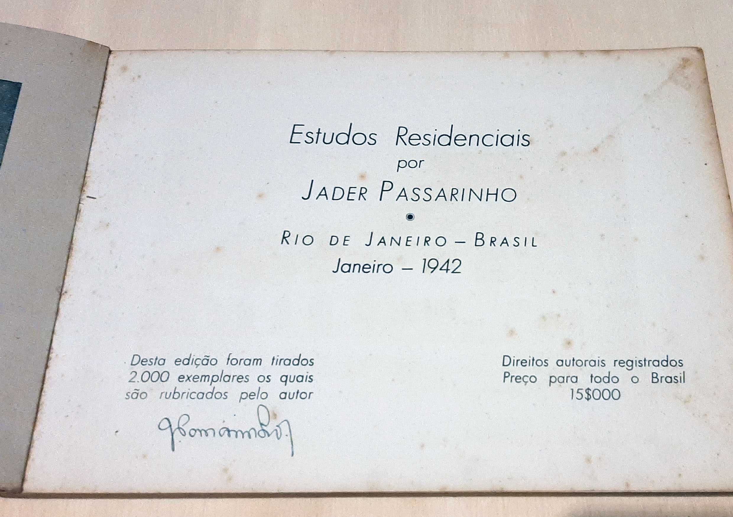 2 livros sobre arquitetura e construção anos de 1917/1942
