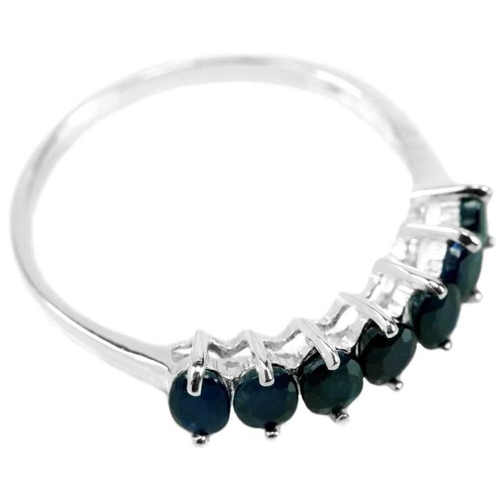 Серебряное кольцо "вечность" с синим сапфиром. Размер 19.25: