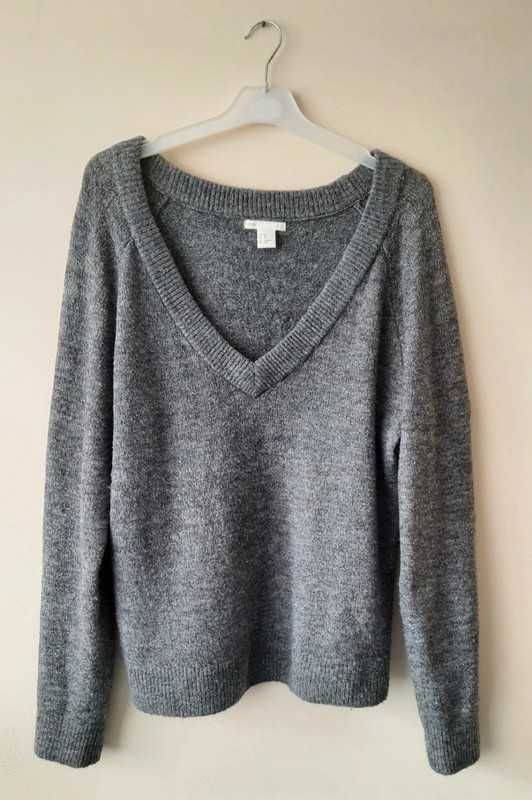 Sweter z dekoltem V H&M rozmiar XS oversize