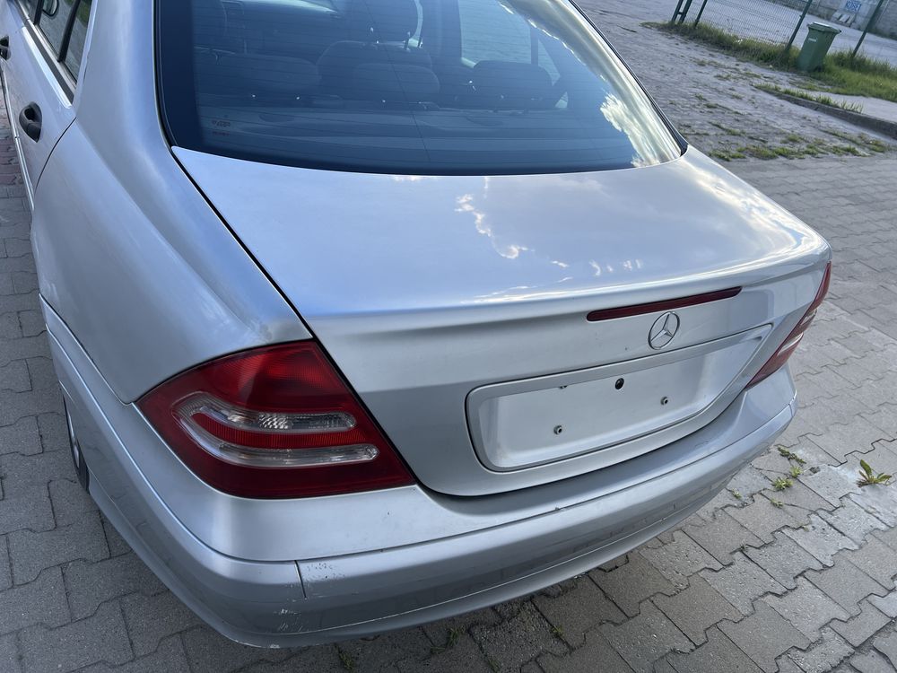 Części Mercedes w203 c240 manual silnik M112 2.6 V6 v8 srebrny sedan