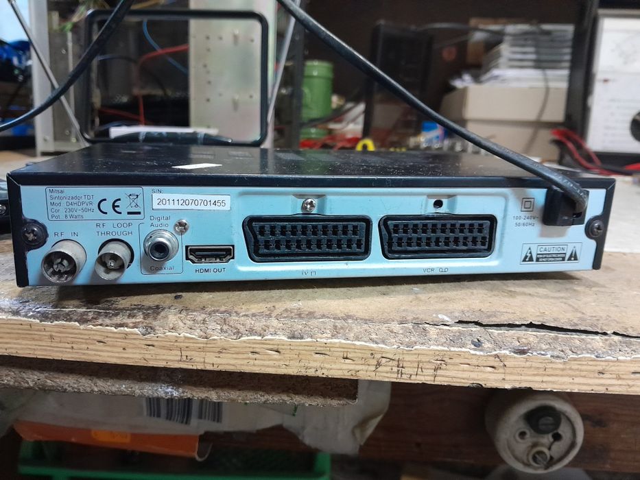 Receptor box TDT com antena