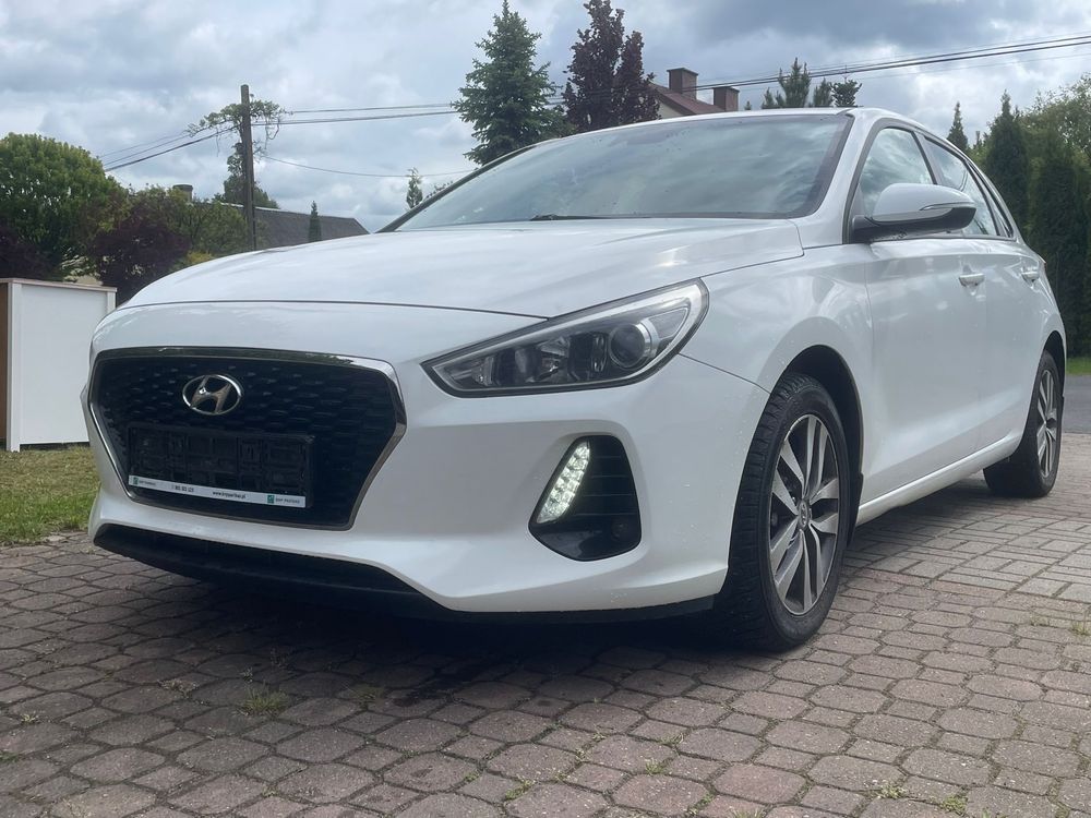 Hyundai i30 1,4 T-GDI Premium DCT automat