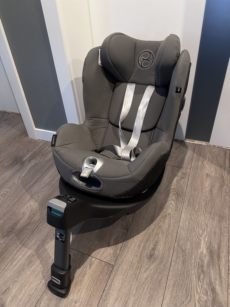 Fotelik dziecięcy Cybex Sirona Z I-size wraz z bazą Cybex