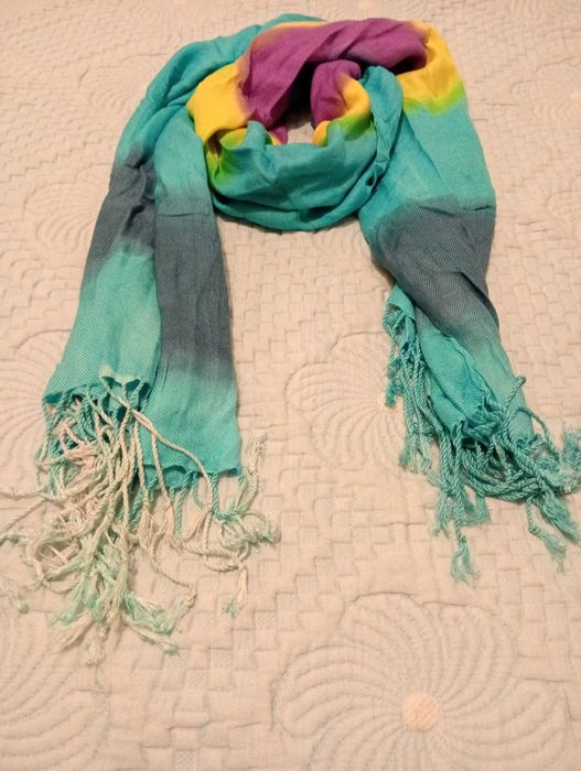 Lenços variados. Como Novos.